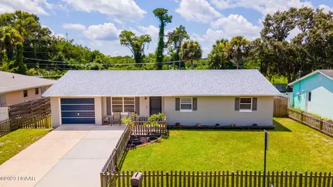 1061 Beulah Dr, Edgewater, FL 32132