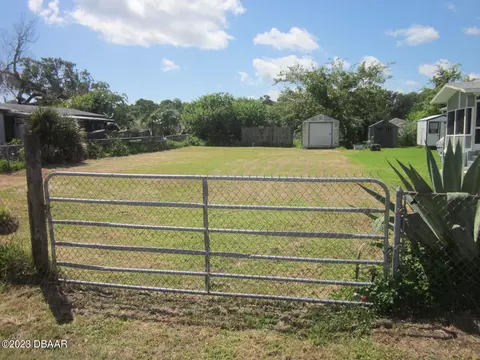 110 Douglas St, Edgewater, FL 32141