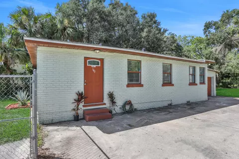 140 N Franklin St, Daytona Beach, FL 32114