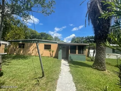 512 3rd St, Holly Hill, FL 32117