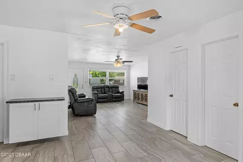1285 Vanderbilt Dr, Ormond Beach, FL 32174 photo 7
