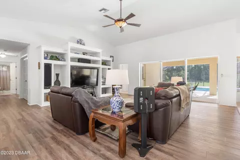 370 Evergreen Ln, Ormond Beach, FL 32174 photo 15