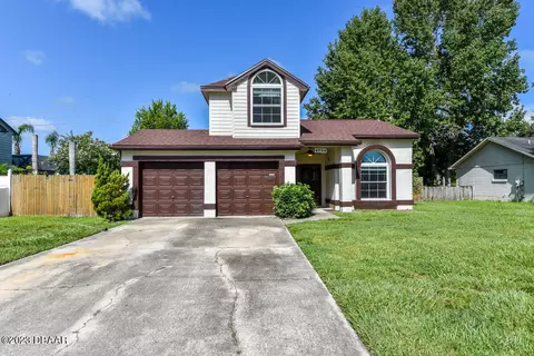 4704 Chardonnay Ln, Port Orange, FL 32129