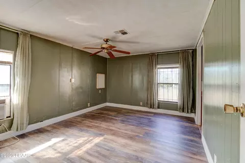 143 Apache Ct, Oak Hill, FL 32759 photo 15