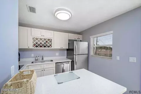 10 Lynnhurst Dr #207, Ormond Beach, FL 32176 photo 4