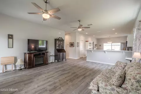 3421 Willow Oak Dr, Edgewater, FL 32141 photo 4