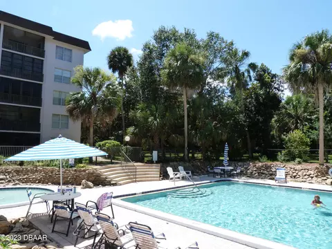 640 N Nova Rd #303, Ormond Beach, FL 32174 photo 6