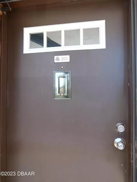 640 N Nova Rd #303, Ormond Beach, FL 32174 photo 2