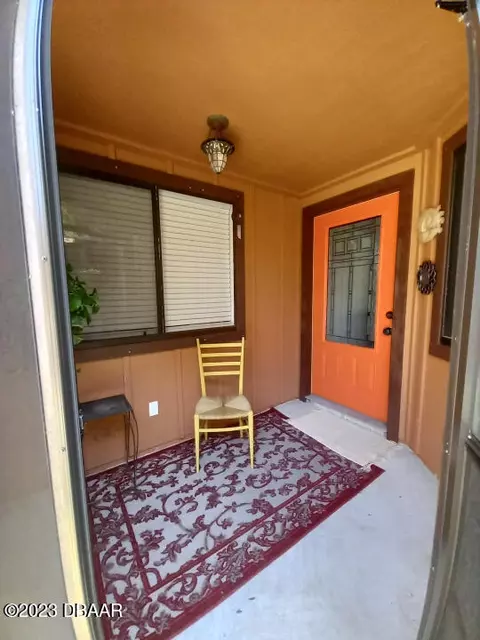 14 Park Ter, Ormond Beach, FL 32174 photo 2