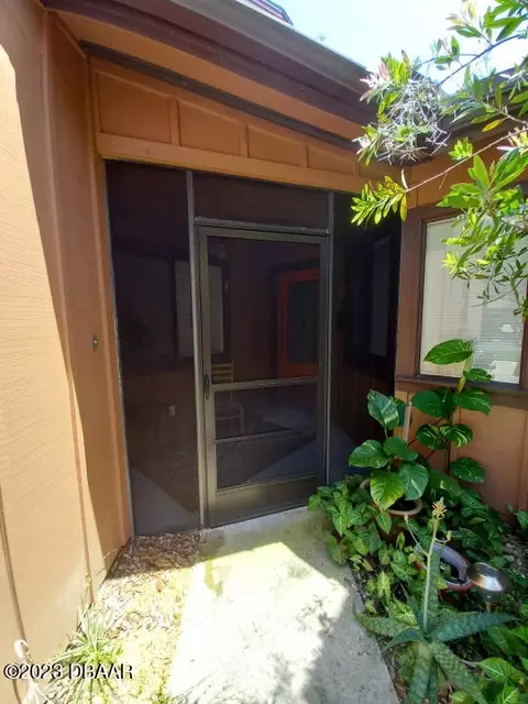 14 Park Ter, Ormond Beach, FL 32174 photo 1