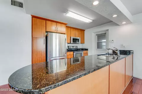 4 Ocean Edge Dr, Ormond Beach, FL 32176 photo 9