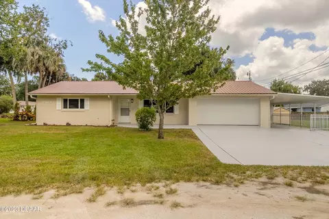 2404 Juniper Dr, Edgewater, FL 32141
