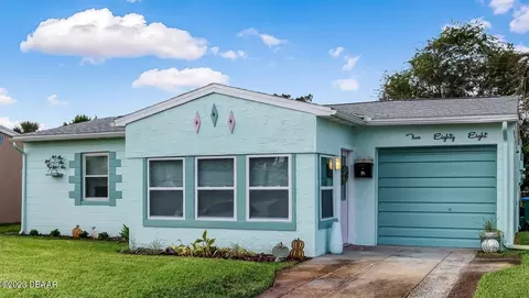 288 Woodland Ave, Daytona Beach, FL 32118