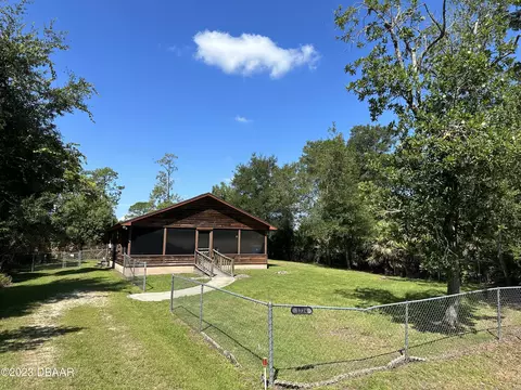 1724 6th Ave, Deland, FL 32724