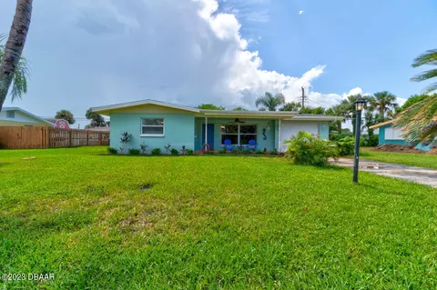 16 Raymonde Cir, Ormond Beach, FL 32176