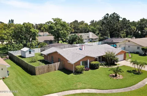 2511 Pike Ct, South Daytona, FL 32119
