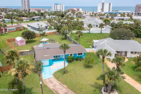 1224 Waverly Dr, Daytona Beach, FL 32118