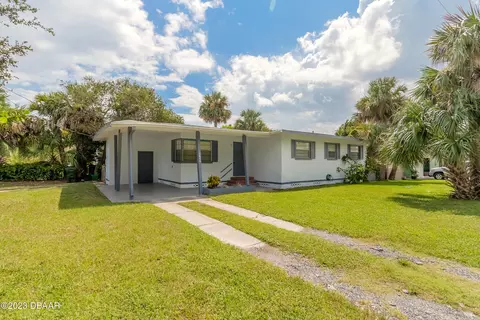 1416 N Grandview Ave, Daytona Beach, FL 32118
