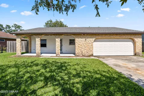 3 Thomas St, Ormond Beach, FL 32174