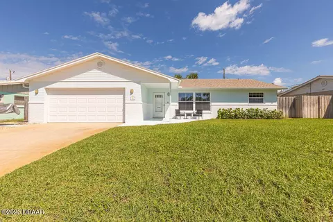 135 Beau Rivage Dr, Ormond Beach, FL 32176