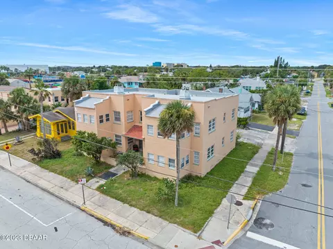 317 N Grandview Ave, Daytona Beach, FL 32118