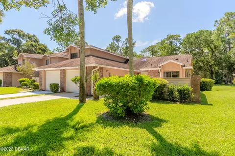 100 Laughing Gull Ct, Daytona Beach, FL 32119