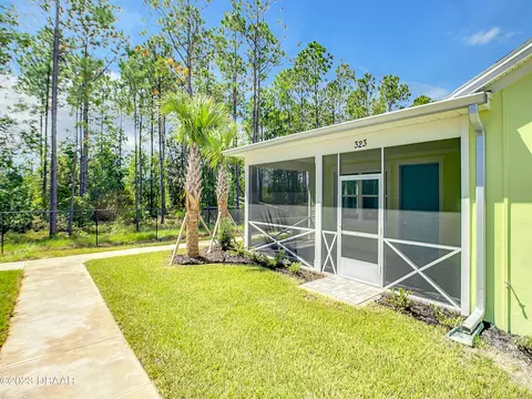 323 Pop Top Ln, Daytona Beach, FL 32124