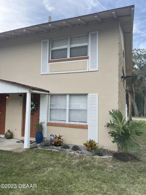 1600 S Palmetto Ave #124, South Daytona, FL 32119
