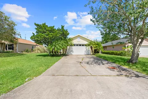 3 Wood Acre Ln, Palm Coast, FL 32164
