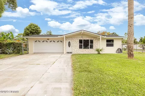 1400 Golfview Dr, Daytona Beach, FL 32114
