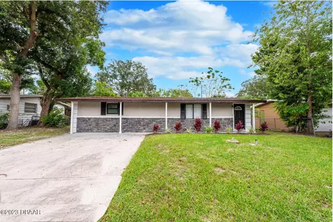 1029 Imperial Dr, Daytona Beach, FL 32117