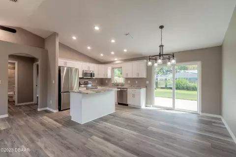 2825 Unity Tree Dr, Edgewater, FL 32141 photo 8
