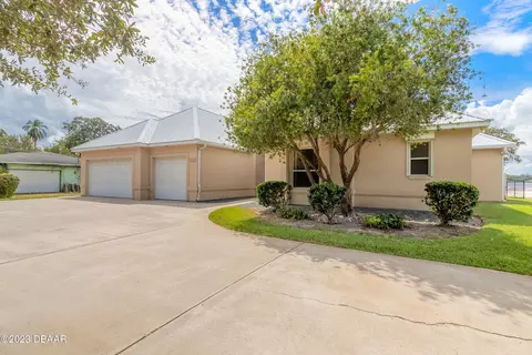 308 John Anderson Dr, Ormond Beach, FL 32176 photo 2