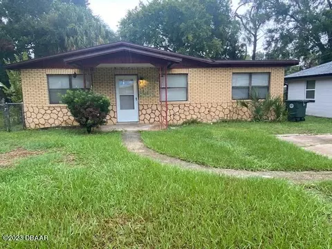 827 Vernon St, Daytona Beach, FL 32114