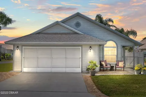 1 Nantucket Ln, Palm Coast, FL 32137