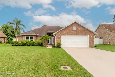 181 Aleatha Dr, Daytona Beach, FL 32114