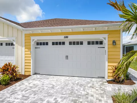 586 Margaritaville Ave, Daytona Beach, FL 32124