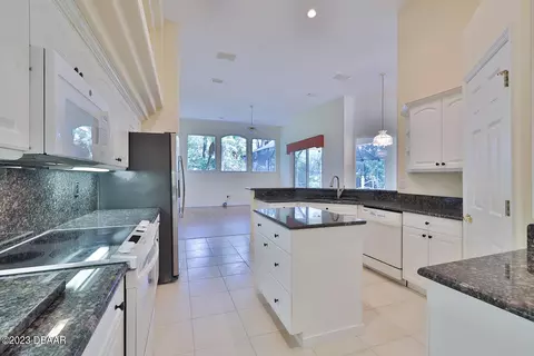1332 Wicklow Ln, Ormond Beach, FL 32174 photo 11