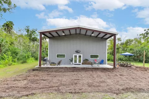 325 N Putnam Grove Rd, Oak Hill, FL 32759