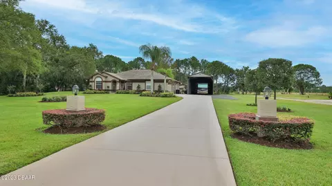 335 Quiet Trail Dr, Port Orange, FL 32128