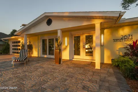 2671 John Anderson Dr, Ormond Beach, FL 32176 photo 4