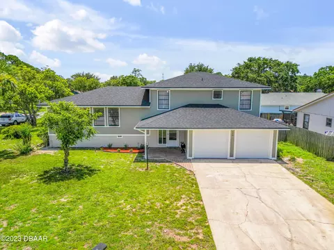 600 Sea Gull Ct, Edgewater, FL 32141