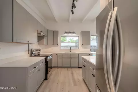1851 Orange Tree Dr, Edgewater, FL 32141 photo 16