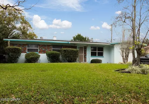 1330 Milton Dr, Daytona Beach, FL 32114