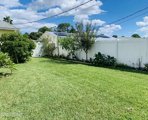 3036 Unity Tree Dr, Edgewater, FL 32141 photo 2