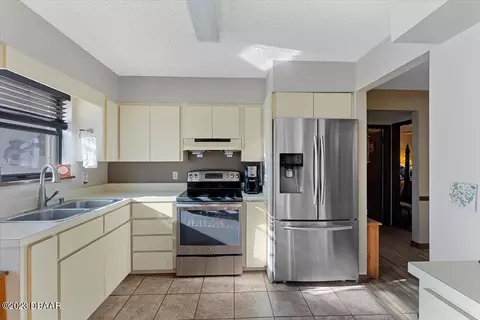 602 E Magnolia St, Bunnell, FL 32110 photo 7