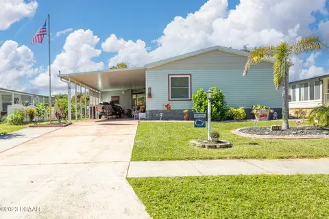 723 Larado Dr, Port Orange, FL 32129