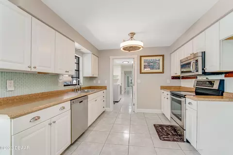 2932 Queen Palm Dr, Edgewater, FL 32141 photo 31