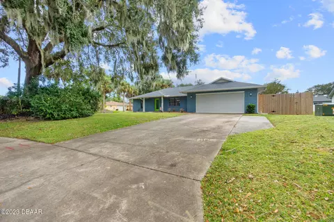 599 Regent Cres, South Daytona, FL 32119