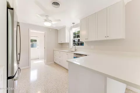 2002 Pine Tree Dr, Edgewater, FL 32141 photo 8